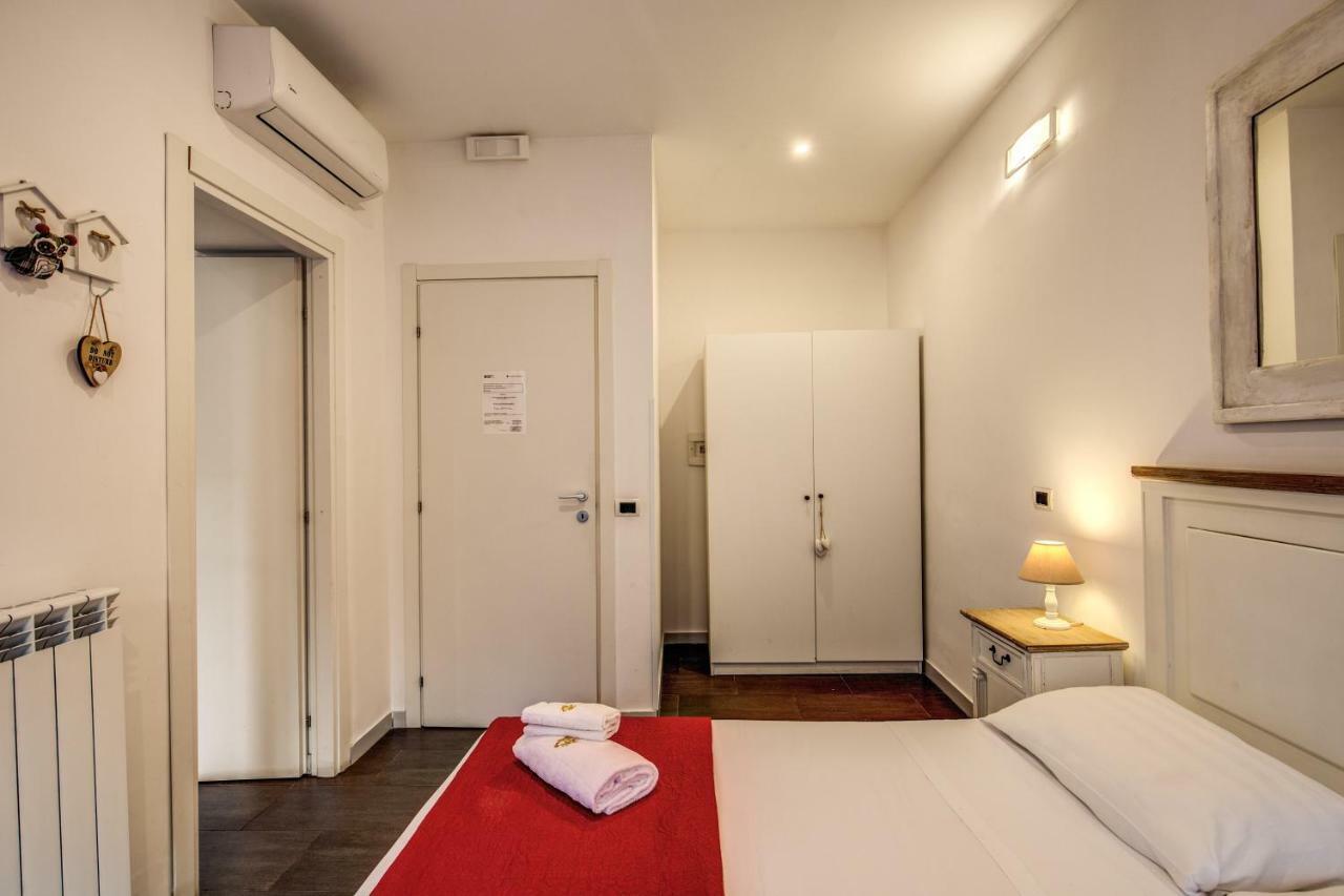 Magenta Superior Del Grande 51 Roma Exterior foto